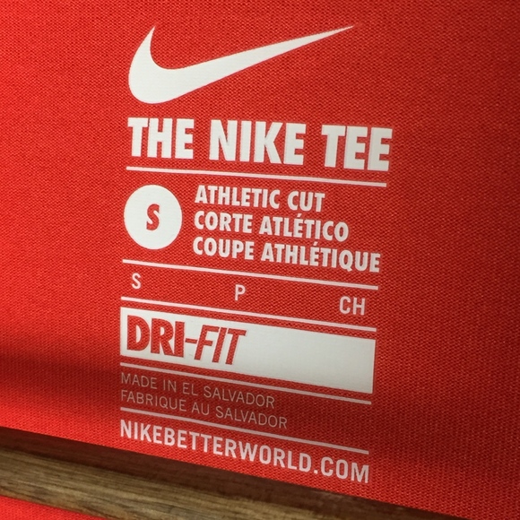 Nike V-Neck Short Sleeve Women (S) - Picture 3 of 5